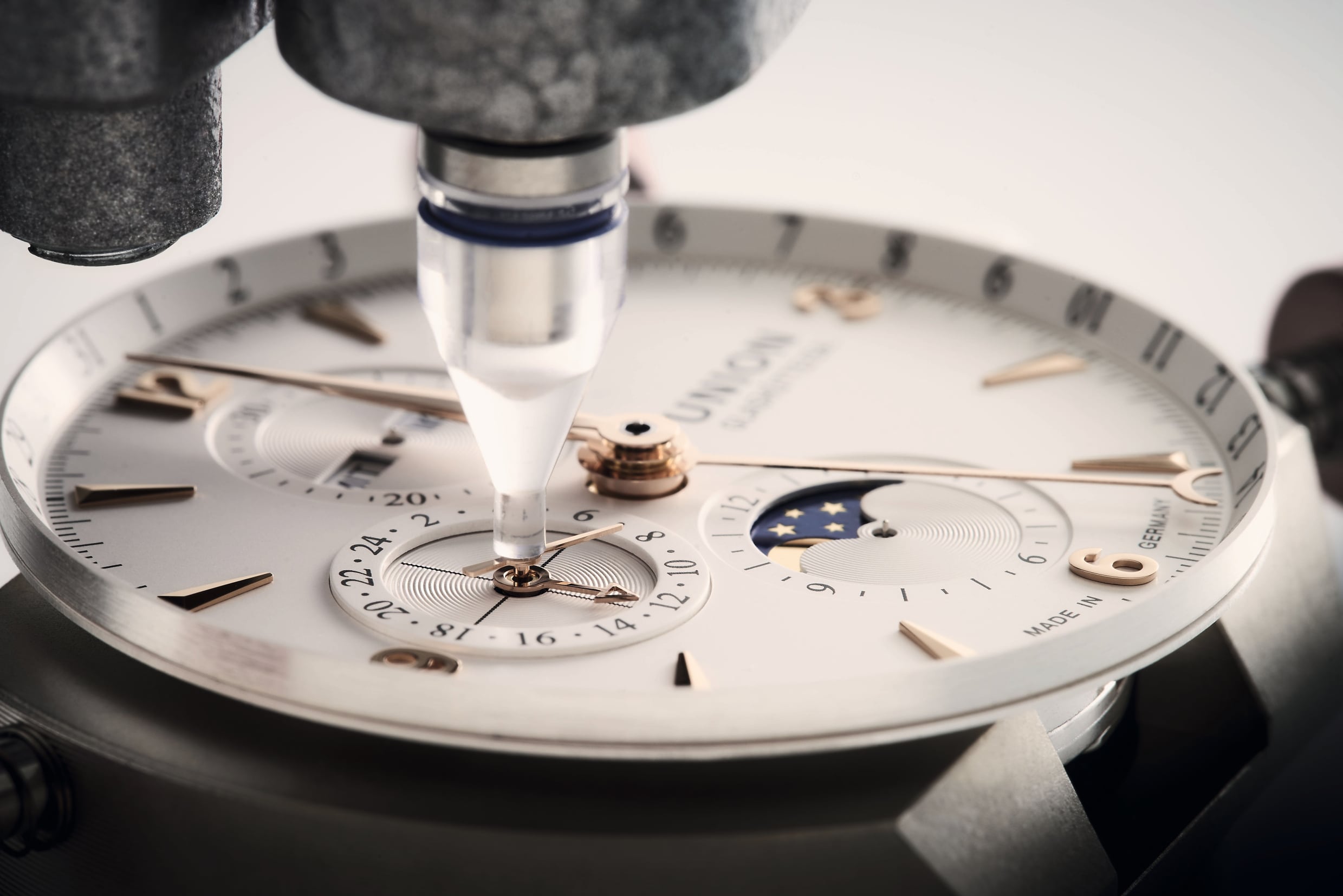 Discover all the world of union glashütte UNION GLASHÜTTE