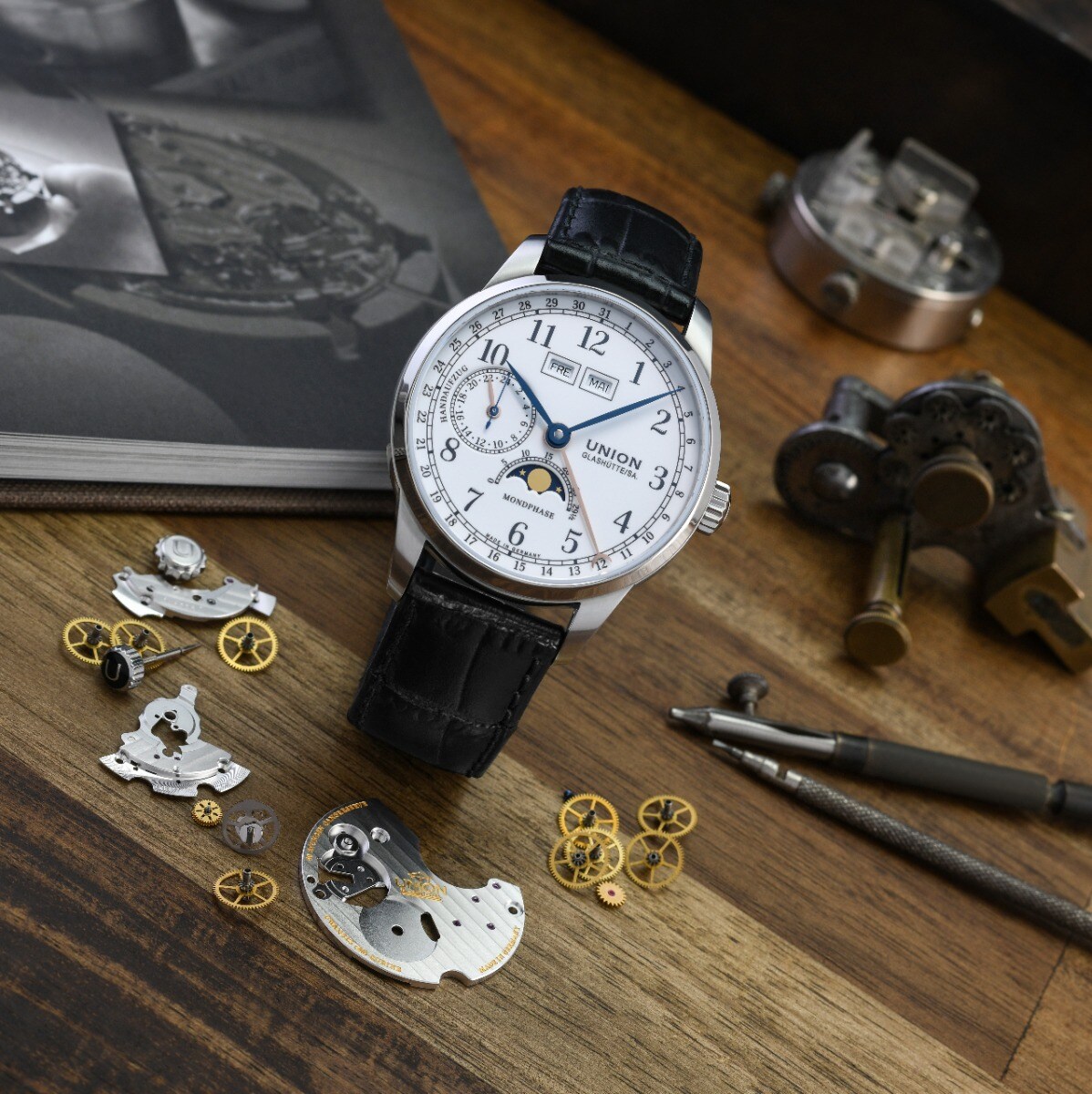 1893 系列约翰内斯·德尔施泰因纪念版腕表 1893 系列约翰内斯·德尔施泰因纪念版腕表