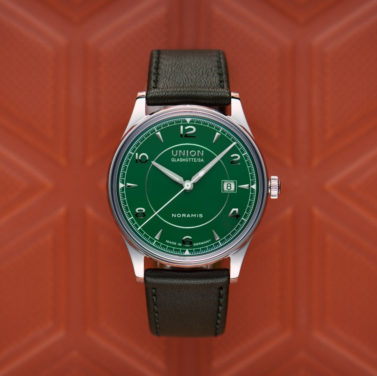 NORAMIS 诺拉敏斯系列日历腕表 NORAMIS 诺拉敏斯系列日历腕表