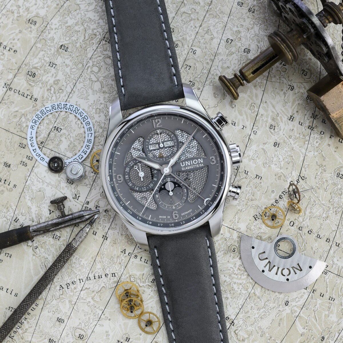 Belisar 贝利士系列月相计时码表 Belisar 贝利士系列月相计时码表