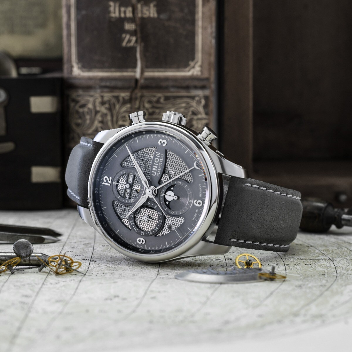 Belisar 贝利士系列月相计时码表 Belisar 贝利士系列月相计时码表