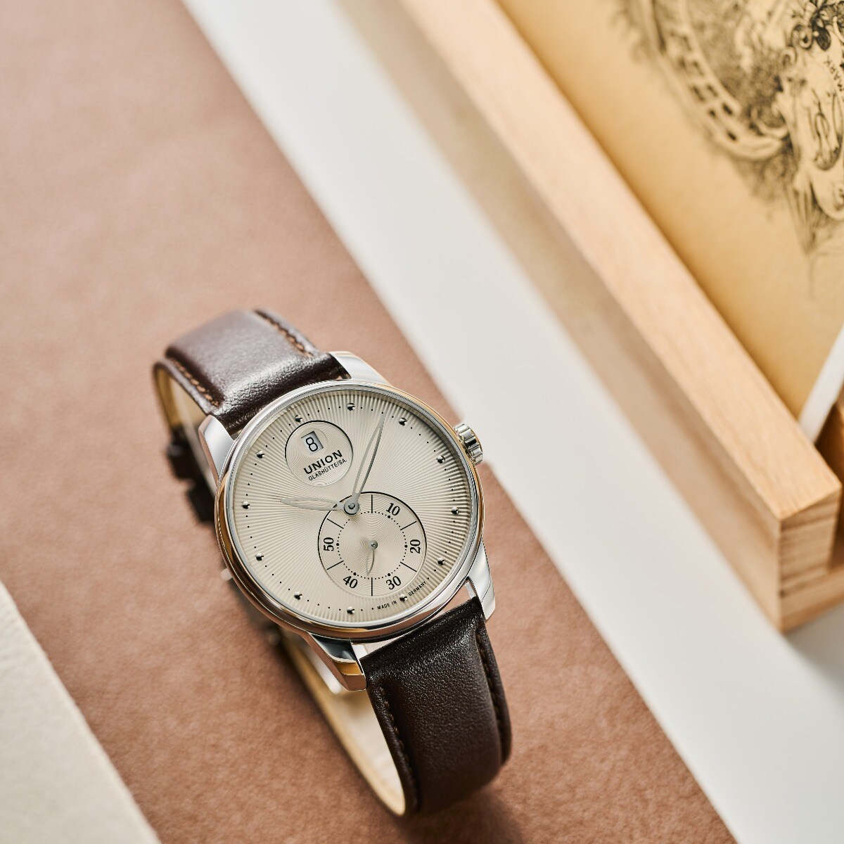 Seris 赛丽丝系列小秒针腕表 Seris 赛丽丝系列小秒针腕表